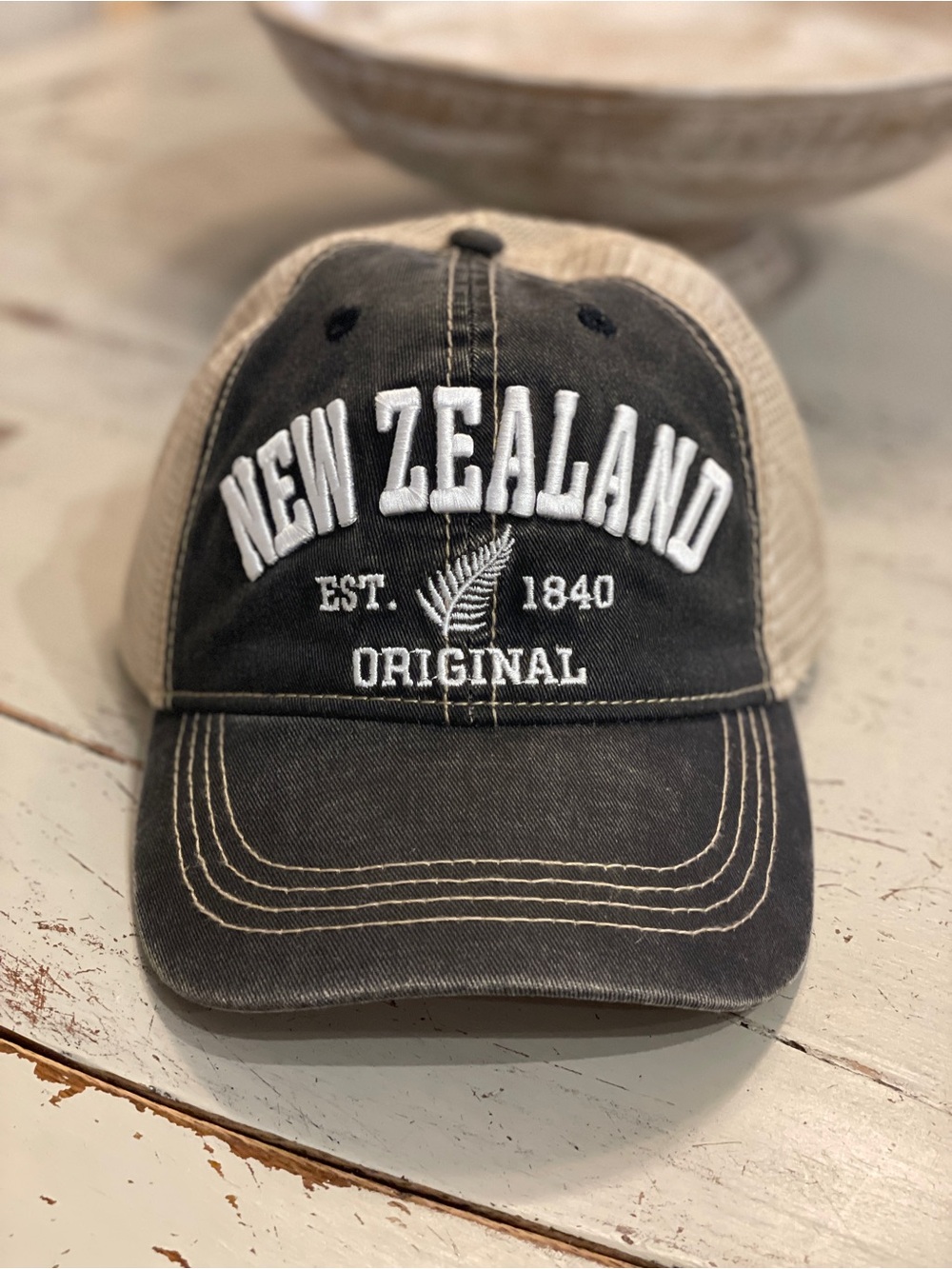New Zealand Original Est. 1840 Embroidered Mesh-Back Hat - Black & Tan